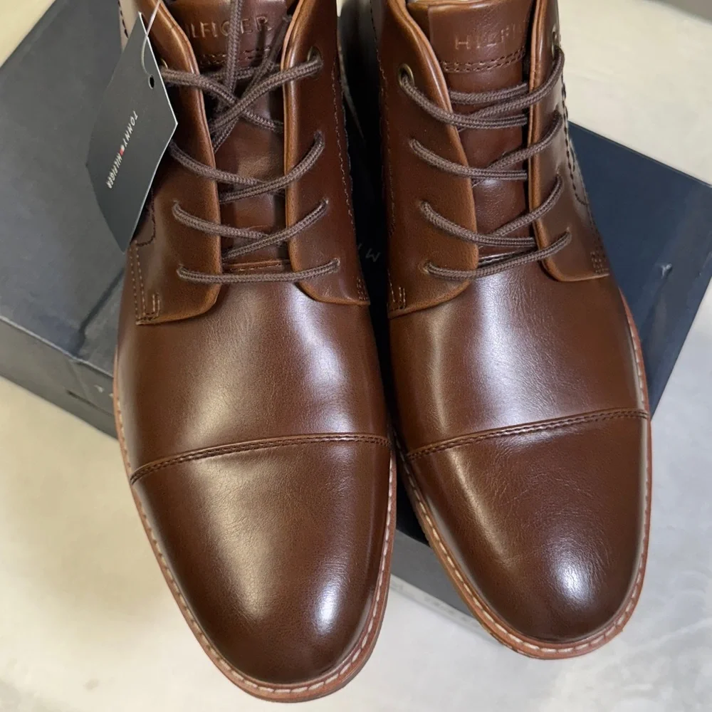 Tommy Hilfiger Men's Rawstin Cap Toe Chukka Boots - Size 10M